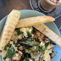 Roasted cauliflower salad  at Grumpy Mamas in Monchique