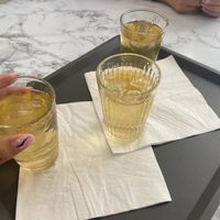 Bebida de cortesía, fresca y neutra  at Ken Bubble in Marseille