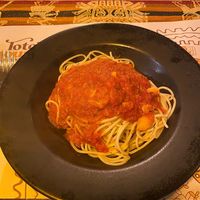 Pedi um macarrão Al pomodoro (38 soles) at Toto's House  in Aguas Calientes