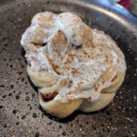 Cinnamon roll at Tropical Eatery by Chay Vui in Hoi An