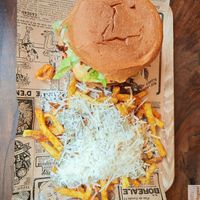 French fries with vegan sauce flavor truffle at Ginsburger Vegetarian Superstar in Paris