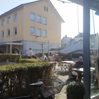 Outdoor seating at Spirgarten - Hotel Best Western in Zurich