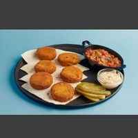 falafel with vegan mayo at Hayat Little Istanbul in Thessaloniki