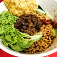 sarawak kolo dry noodles at Yi Su Pin 一素品 - AMK in Northeast Singapore