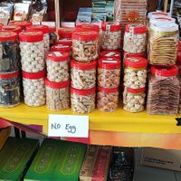 Also selling cookies labeled egg and no egg at Lucky Veggie in Perai