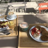 Pancakes & scrambled tofu toast with hot drink and fresh juice from breakfast menu😋  at La Bouture in Strasbourg