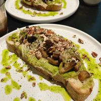 Vegan queen toast - 10/10  at Osom in Madrid