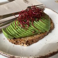 Tostada con aguacate  at Liadisimo in Barcelona