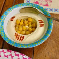 Hummus with chickpeas at Zaroob in Dubai