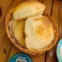 Bread at Zaroob in Dubai