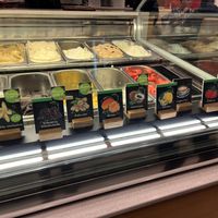 Vegan flavours labelled  at Sagui Ice Factory in Schweinfurt