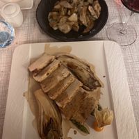 Funghi trifolati e tofu marinato alla soia con asparagi e scarola  at La Pioda in Livigno