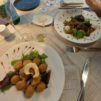 sciatt e Testa di porcino alla piastra e 
cracker ai cereali al burro aromatizzato alla Taneda (vegetariano) at La Pioda in Livigno