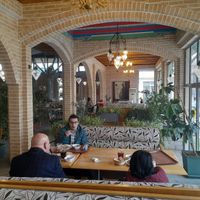 Interior at Do'stlar in Tashkent