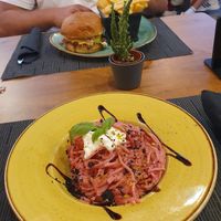 'Nice to beet you' pasta with beetroot-feta sauce (vegitarian) and 'When a man loves a burger' (meat, my boyfriend is a flexitarian) at Soul Kitchen in Dubrovnik