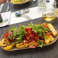 'Fake Italian' fries with shredded tofu bolognese, which really tasted like minced meat this way (vegan) at Soul Kitchen in Dubrovnik