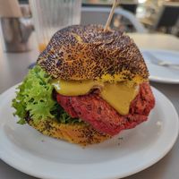 Hamburguesa vegana at El Casco de Gáldar in Gran Canaria
