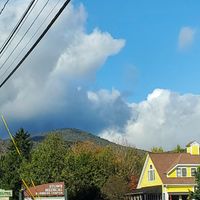 outside patio at GiraKofi in Stowe