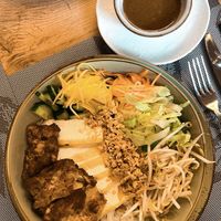 A54. Pho Tron mit Erdnusssauce  at Vinavegana in Vienna