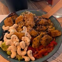 Build your own bowl with vegan chicken and a bunch of other stuff. at Surfside Poké - Liège Cathédrale in Liege