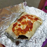 Burrito con salsita muy rico at Pez Vegano in Mexico City