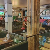 Establecimiento at Frog XVI in Paris