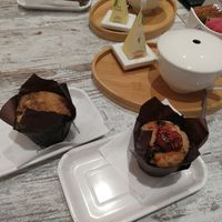 Zwei vegane Muffins. at Pasticceria da Ily in Trieste