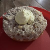 Piña colada donut 😍  at Monaladona in Guadalajara