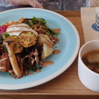 Buddha bowl (gf) at Bee9 in Osaka