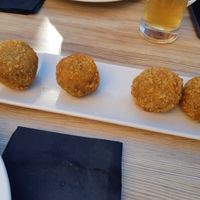 Vegan mushroom croquettes at Caprixo Gastrobar in Valencia