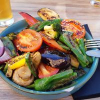 Grilled vegetables at Caprixo Gastrobar in Valencia