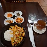 Dubu deopbap with jujube ginger tea 🥰 at Shilla in Pretoria