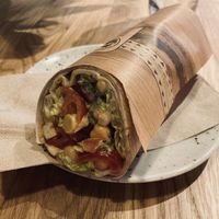 Vegan cesar‘s wrap  at Haferkater - Hbf Essen in Essen