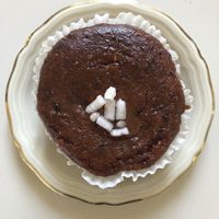 Amazing raspberry beetroot muffin 🌱   at Flora et Labora in Milan