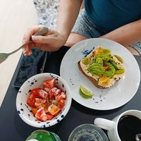 Ceviche di pomodori+ avocado toast con aggiunta di hummus at Checchi Brunch & Specialty Coffee in Brescia