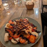 Biscoff croffle (ordered ice cream and fruit separately) at Comewell's in North London