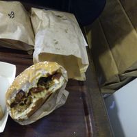 Bronx burger + cheesecake Paris-Brest at East Side Burgers in Paris