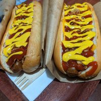  at East Side Burgers in Paris