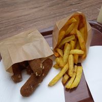  at East Side Burgers in Paris