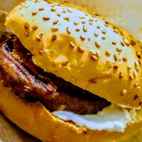 Provençal burger at East Side Burgers in Paris