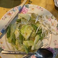Pad thaï, not cooked properly, no nuts  at Fong Bear in Sukhothai