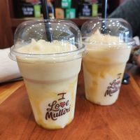 Passion fruit milkshake at Mulliri Vjeter in Durres