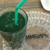 spirulina and chlorella smoothie at Cafe Imbir - Ginger in Kyiv