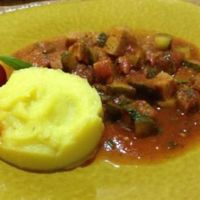 Seitan stew with mashed potatoes at Cafe Imbir - Ginger in Kyiv