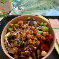 Medium bowl (including Seitan, tofu, edamame and soy sauce glaze)   at Green Bowl in Genoa