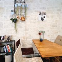   at Full Bloom Café in Nice