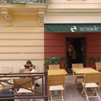 Exterior at Seaside Juicery in 