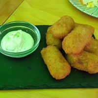Ración de croquetas at La Vegana Taperia Playa in Torre Del Mar