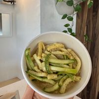 Hummus con calabaza rostizada, servido con pan italiano  at Santa Semilla in Torreon