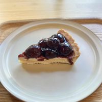 Grape tart  at Musubi Sweets Factory  in Kyoto